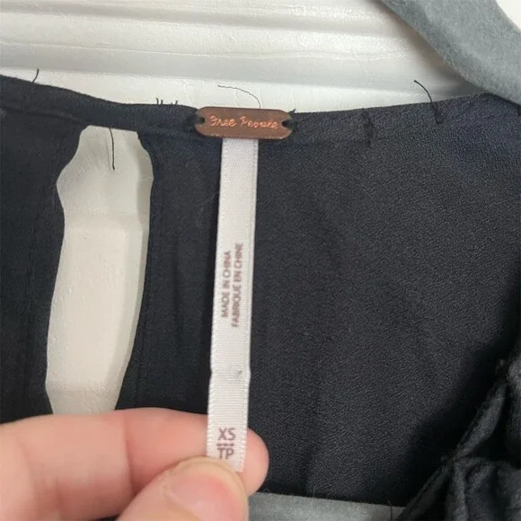 Free People Blouse Womens XS Black Sheer Swiss Dot Long Sleeve Peplum Boho - Picture 3 of 7